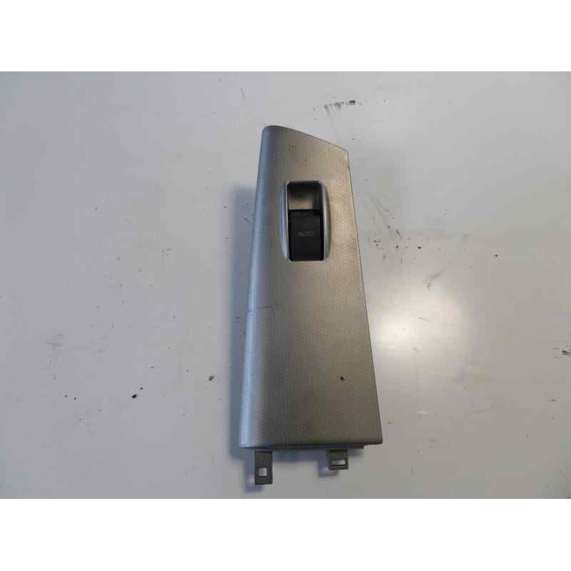 Recambio de mando elevalunas delantero derecho para toyota corolla (e12) 2.0 d-4d sol berlina referencia OEM IAM 54035102  