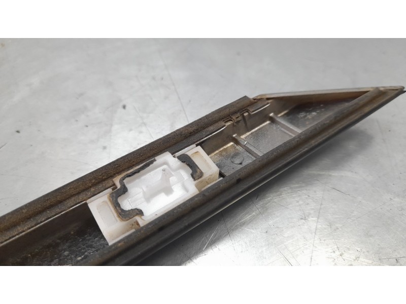 Recambio de moldura para peugeot 5008 1.5 blue-hdi fap referencia OEM IAM 98270092VV  