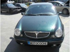 lancia lybra berlina del año 2000 2