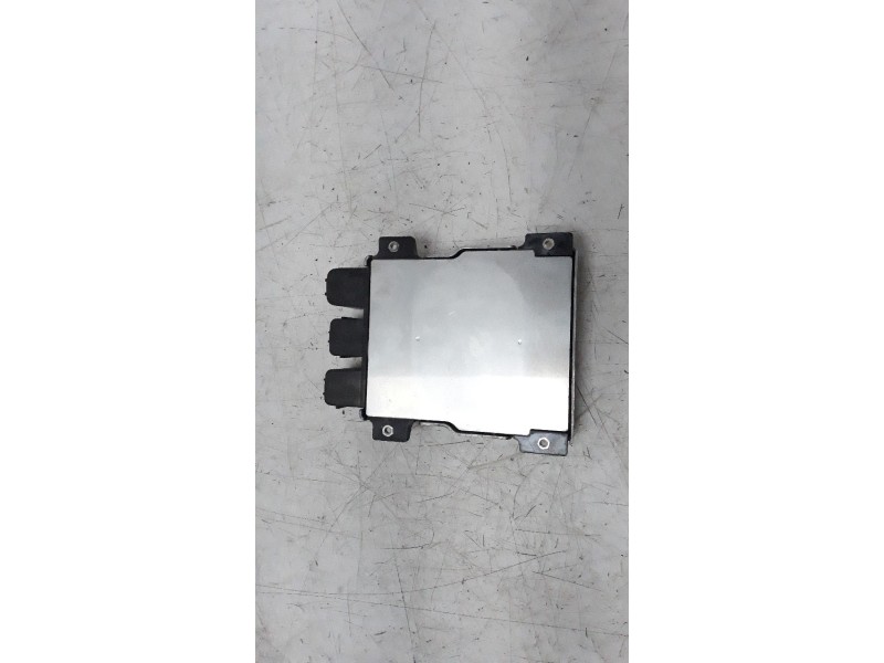 Recambio de centralita motor uce para lexus is200 (ds2/is2) 2.2 d-4d cat referencia OEM IAM 8966153M50  