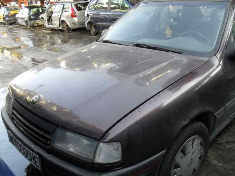 opel vectra a del año 1988