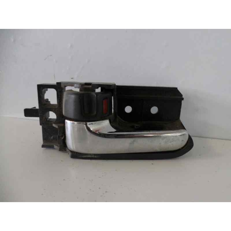 Recambio de maneta interior delantera izquierda para toyota corolla (e12) 2.0 d-4d sol berlina referencia OEM IAM 6920605040B0  