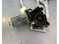 Recambio de elevalunas delantero derecho para mercedes-benz clase c (w202) berlina 2.2 cdi 16v cat referencia OEM IAM 2027200646 2