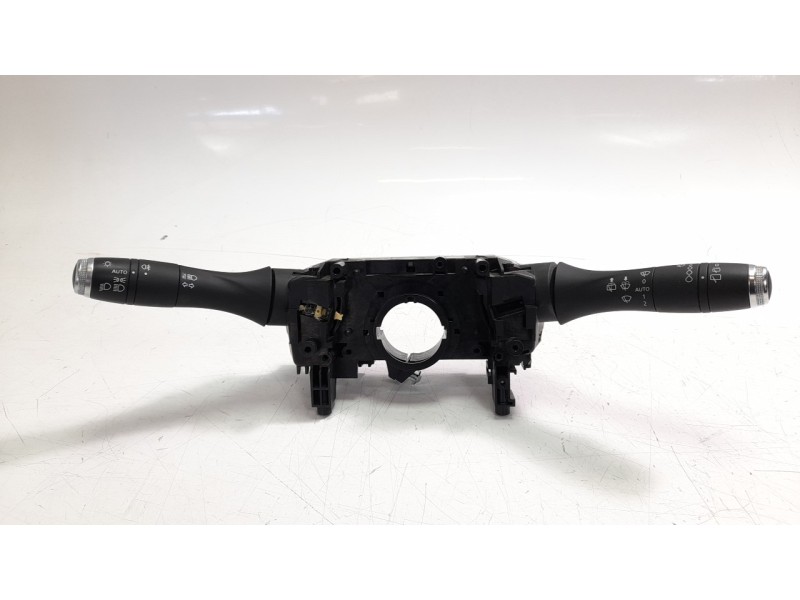 Recambio de mando multifuncion para renault captur ii 1.3 tce referencia OEM IAM 255675601R  