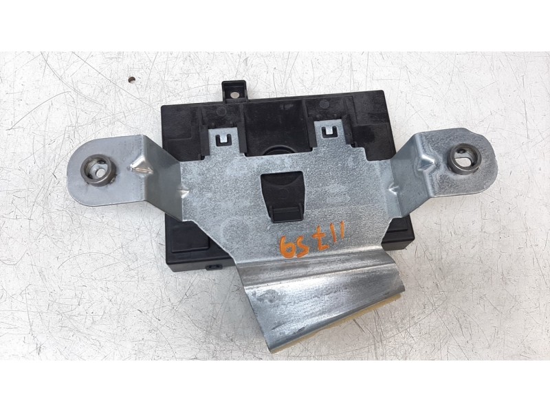 Recambio de modulo electronico para ford fiesta (cb1) ghia referencia OEM IAM 8V5115K600CH  