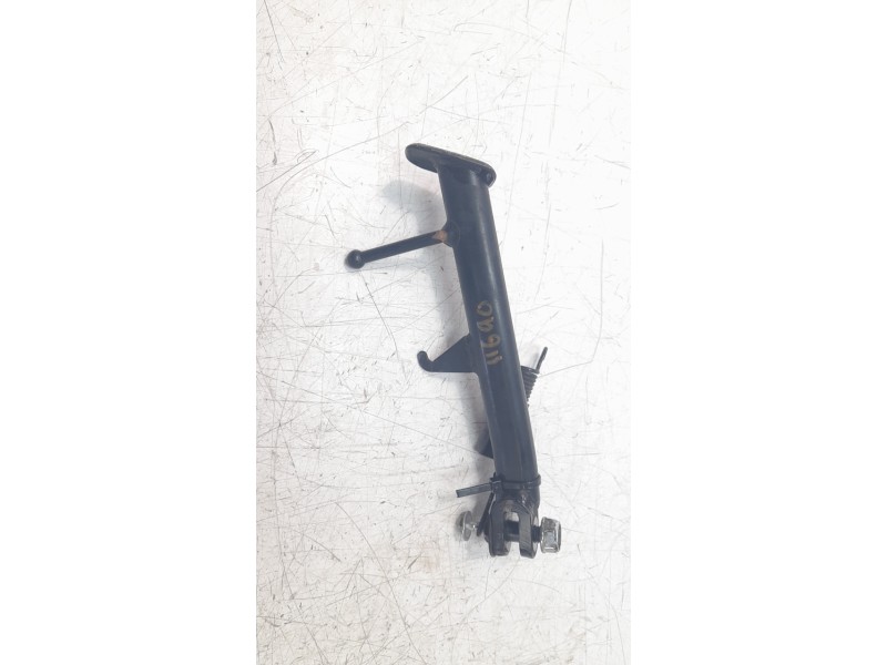 Recambio de caballete lateral para honda cb125 r referencia OEM IAM 50530K98E00  