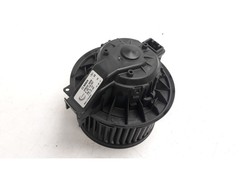 Recambio de ventilador calefaccion para ford fiesta (ccn) trend referencia OEM IAM 8E2H18456AB 0130115551 
