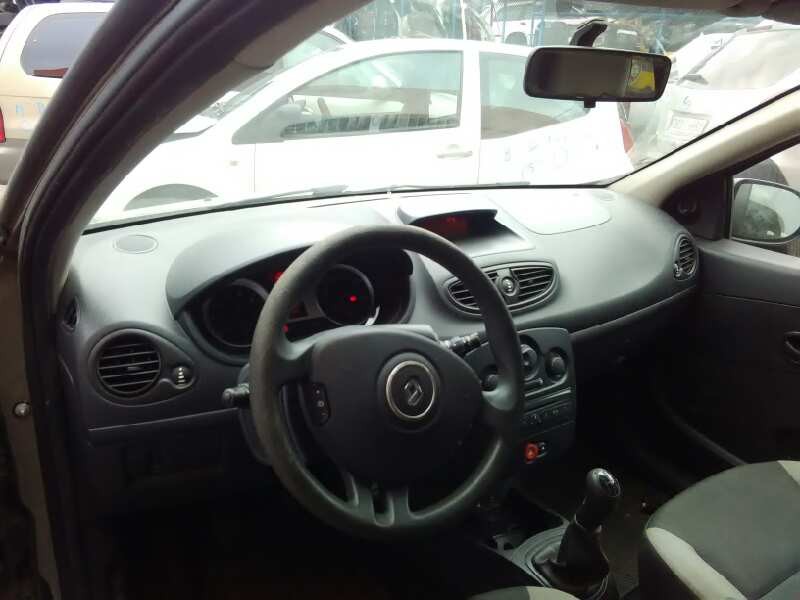 renault clio iii del año 2009