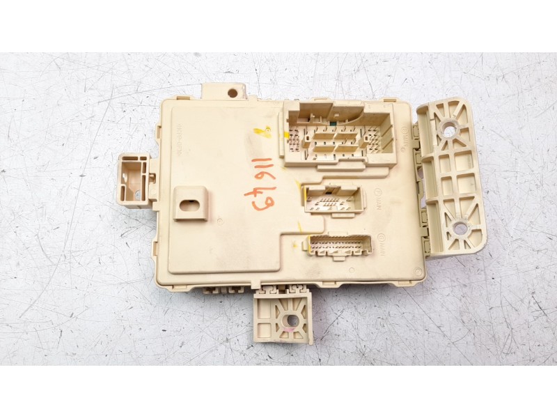 Recambio de caja reles / fusibles para hyundai tucson 1.6 crdi cat referencia OEM IAM 91951D7610  