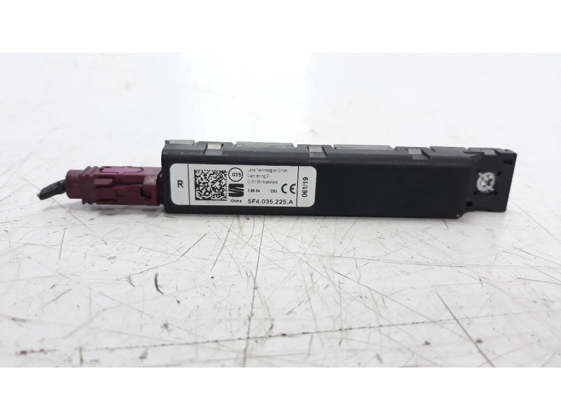 Recambio de antena para seat leon (5f1) 1.6 tdi referencia OEM IAM 5F4035225A  