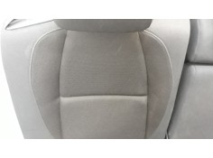 Recambio de asientos traseros para mazda 3 berlina (bp) referencia OEM IAM BDMC8820102   2