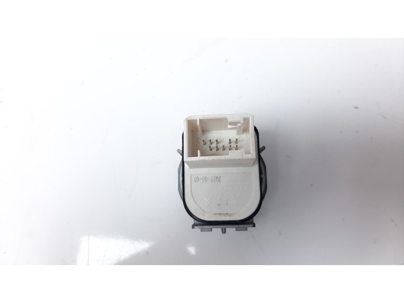 Recambio de mando retrovisor para citroen c3 1.5 blue-hdi fap referencia OEM IAM 9817840980  