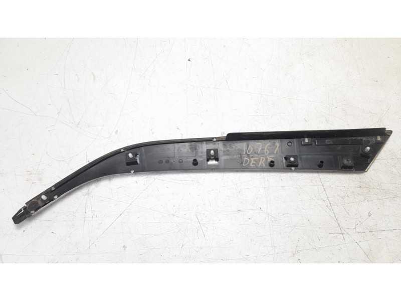 Recambio de moldura para peugeot 5008 1.5 blue-hdi fap referencia OEM IAM 9827008877  