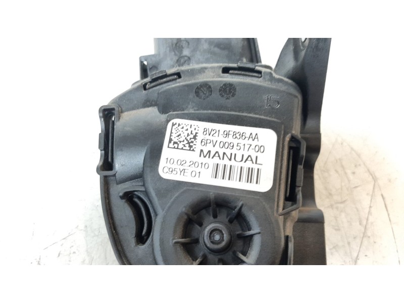 Recambio de potenciometro pedal para ford fiesta (cb1) ghia referencia OEM IAM 8V219F836AA  