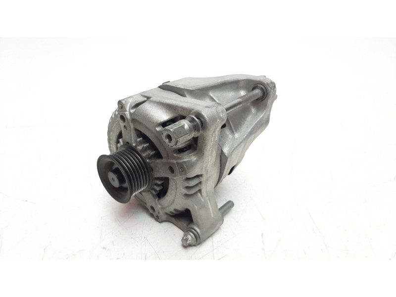 Recambio de alternador para bmw serie 3 lim. (f30) 2.0 16v turbodiesel referencia OEM IAM 7640131 ALF560204HQ 
