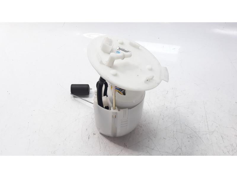 Recambio de bomba combustible para mazda 3 berlina (bp) referencia OEM IAM HF071335XA  