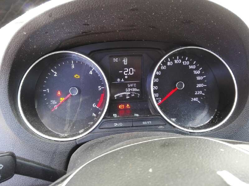 volkswagen polo (6c1) del año 2014