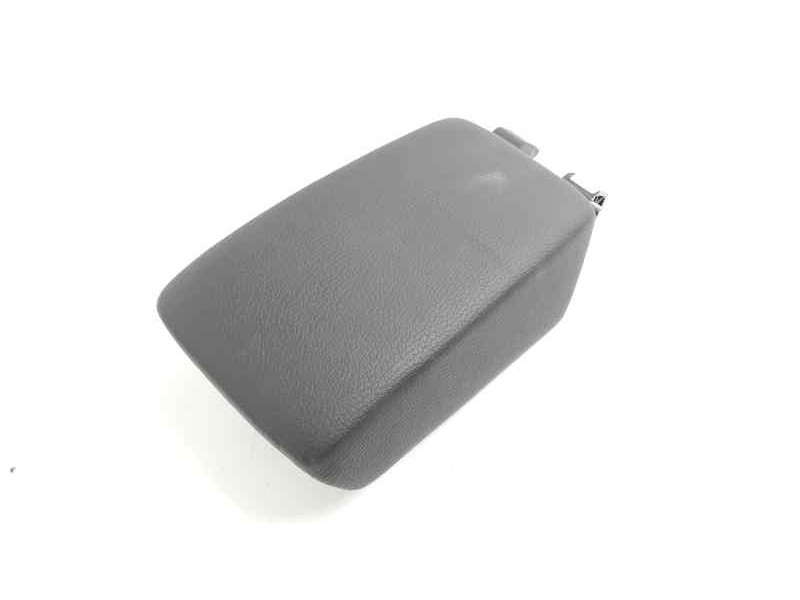 Recambio de apoyabrazos central para opel astra j gtc biturbo referencia OEM IAM 39151537  