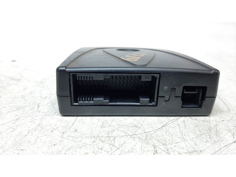 Recambio de modulo electronico para ford fiesta (cb1) ghia referencia OEM IAM 8M5T19G488CN  