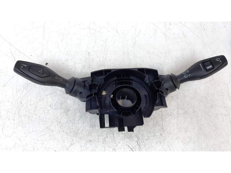 Recambio de mando multifuncion para ford fiesta (cb1) ghia referencia OEM IAM 8A6T13N064GE 8A6T13N064CC 