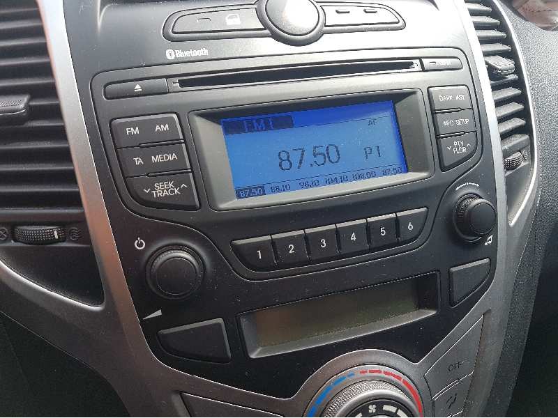 Recambio de sistema audio / radio cd para hyundai ix20 gls comfort blue referencia OEM IAM 961601K050  