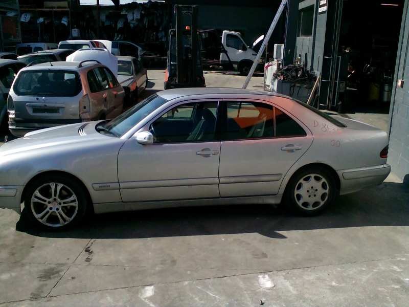 mercedes-benz clase e (w210) berlina diesel del año 2004