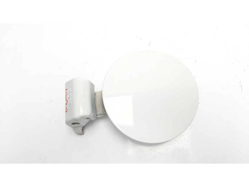 Recambio de tapa exterior combustible para hyundai ix20 gls comfort blue referencia OEM IAM 695101P000  