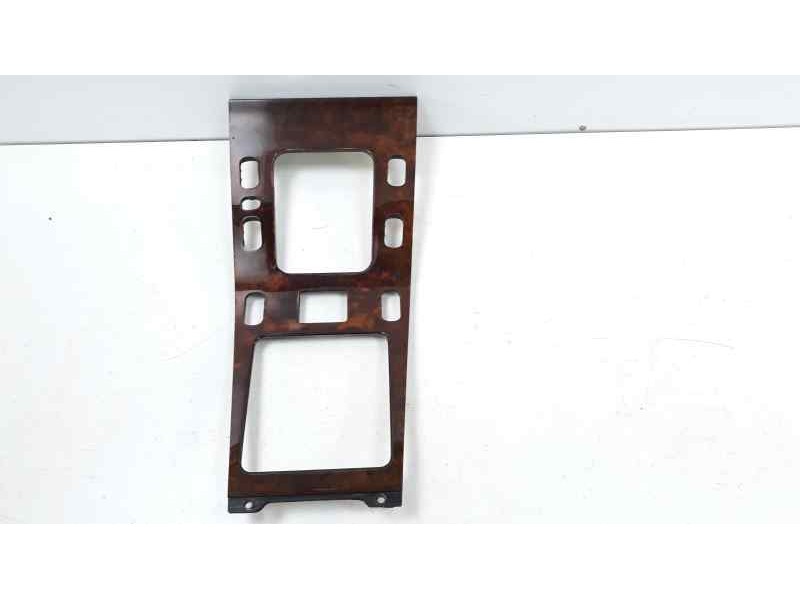 Recambio de moldura para mercedes-benz clase m (w163) 400 cdi (163.128) referencia OEM IAM 163MY2002 18111308 