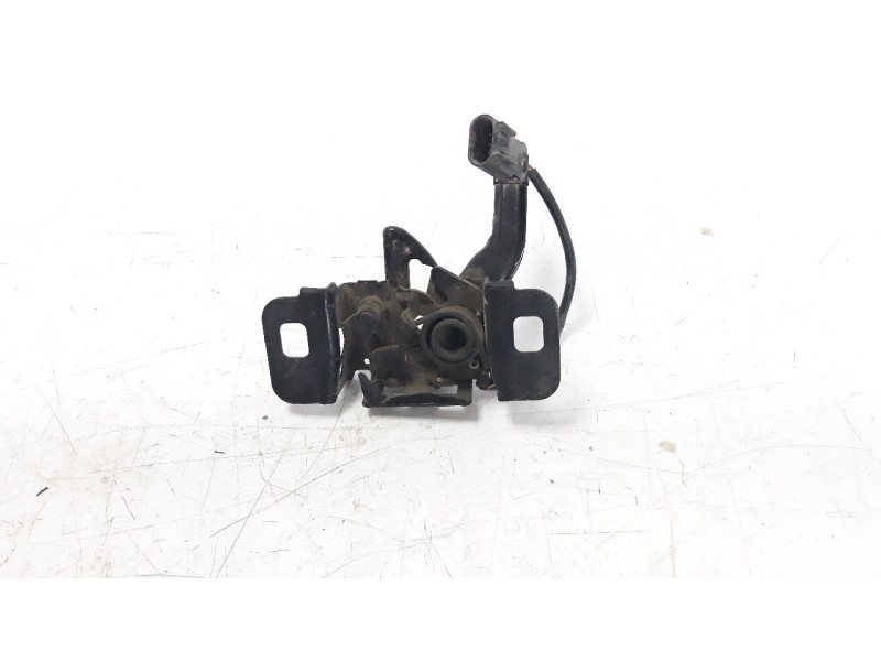 Recambio de cerradura capo para opel astra j gtc biturbo referencia OEM IAM 13367151  