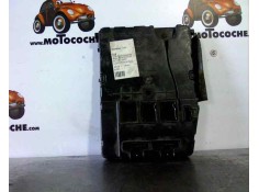 Recambio de caja reles / fusibles para renault megane ii berlina 5p 1.9 dci diesel referencia OEM IAM S11840012  