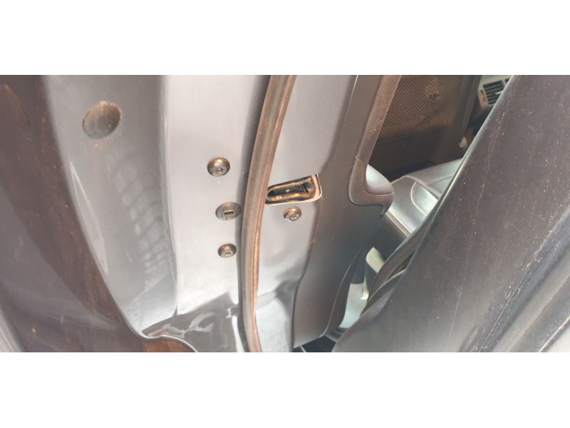 Recambio de cerradura puerta trasera izquierda para jaguar f-pace 300 sport awd referencia OEM IAM T2H17443  