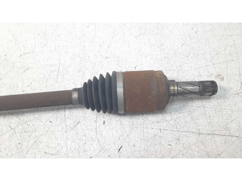 Recambio de transmision trasera derecha para land rover evoque referencia OEM IAM LR061904  