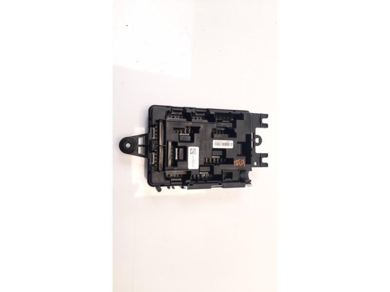 Recambio de caja reles / fusibles para bmw serie 3 lim. (f30) 2.0 16v turbodiesel referencia OEM IAM 938907001  