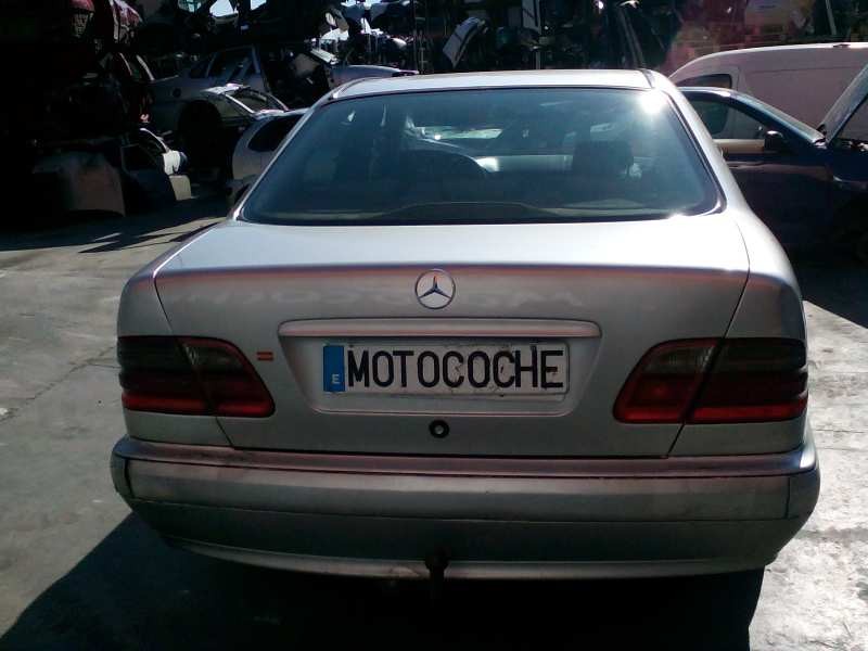 mercedes-benz clase e (w210) berlina diesel del año 2004