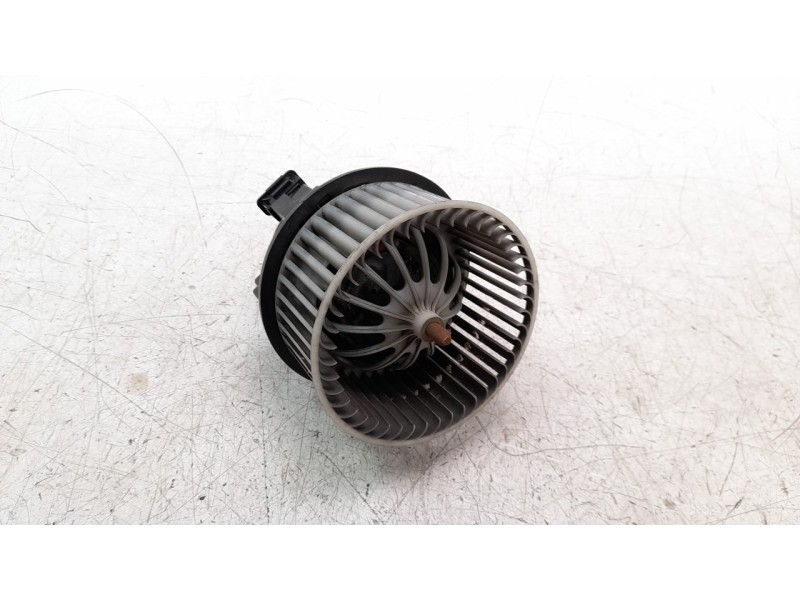 Recambio de ventilador calefaccion para land rover evoque referencia OEM IAM 6G9N18D413AA  