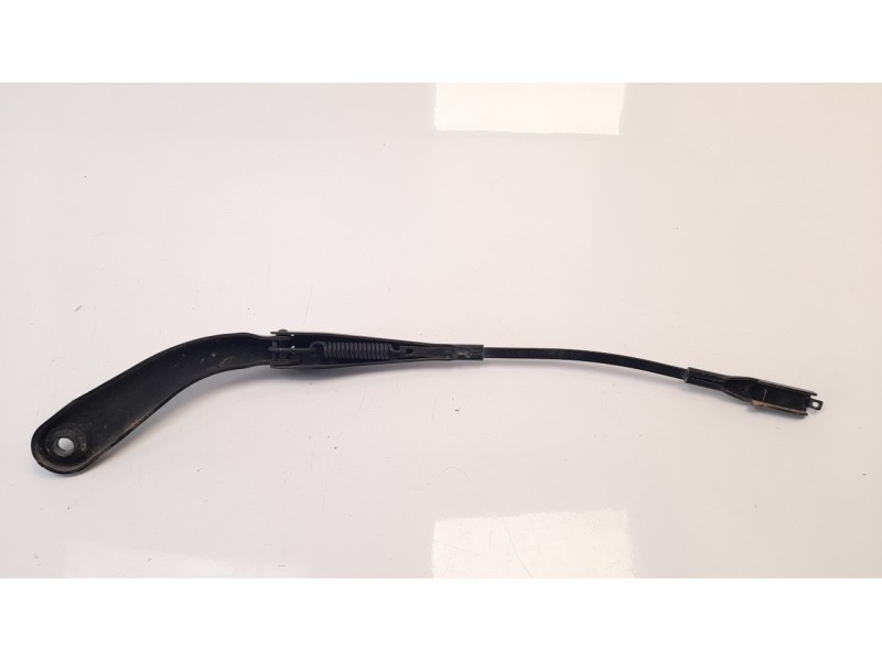 Recambio de brazo limpia delantero izquierdo para bmw serie 3 lim. (f30) 2.0 16v turbodiesel referencia OEM IAM 61617260469  