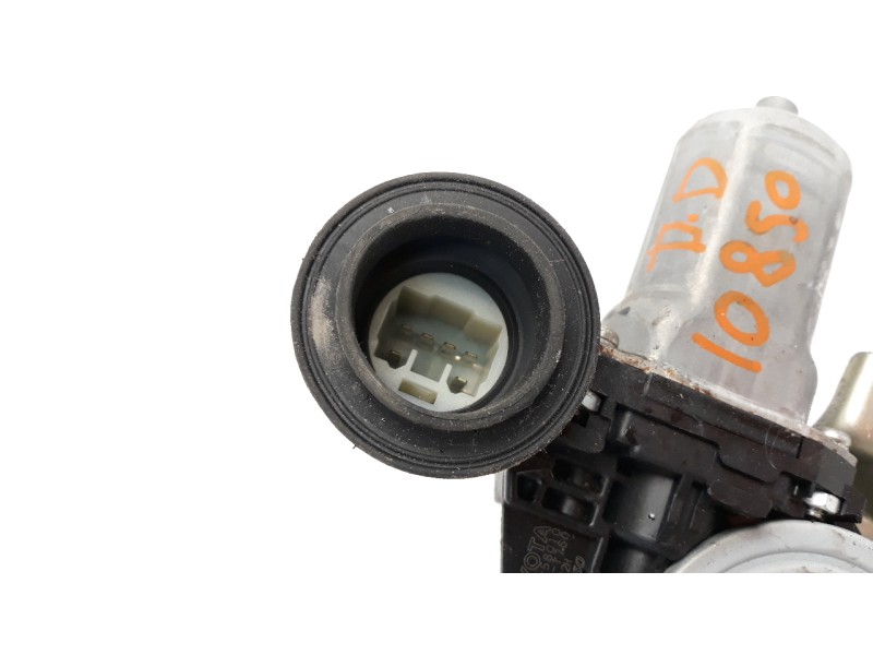Recambio de elevalunas delantero derecho para lexus is200 (ds2/is2) 2.2 d-4d cat referencia OEM IAM 8571053050  