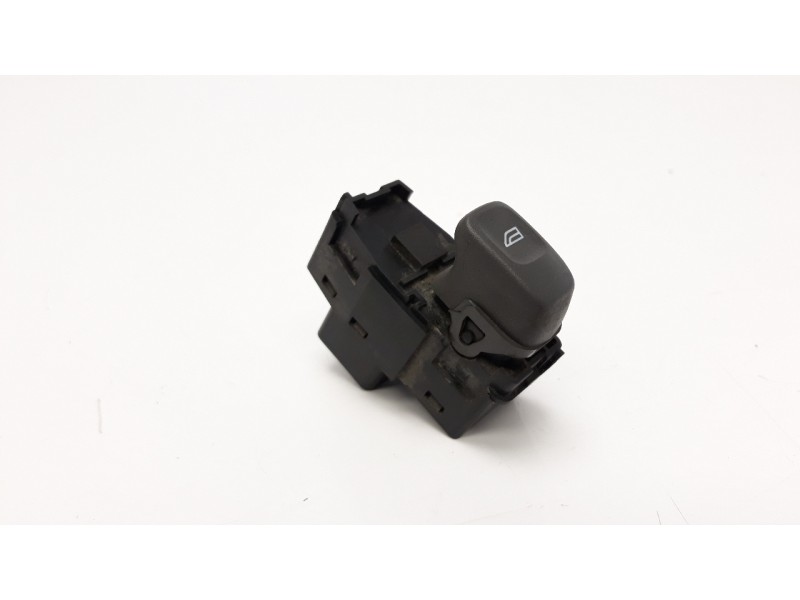 Recambio de mando elevalunas trasero derecho para volvo s40 berlina 1.6 referencia OEM IAM 30638711  
