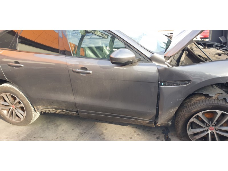 Recambio de puerta delantera derecha para jaguar f-pace 300 sport awd referencia OEM IAM T4A1368  