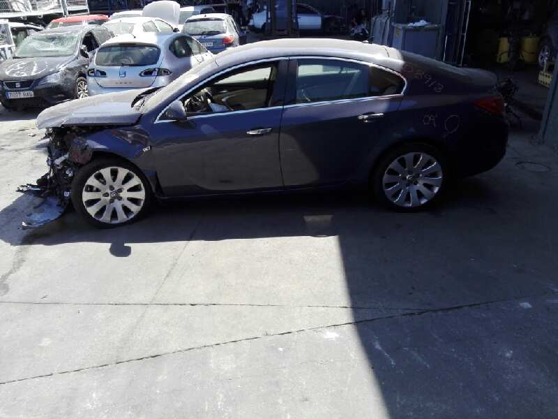 opel insignia berlina del año 2009