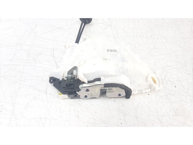 Recambio de cerradura puerta delantera izquierda para mazda 3 berlina (bp) referencia OEM IAM BCJH59310D  