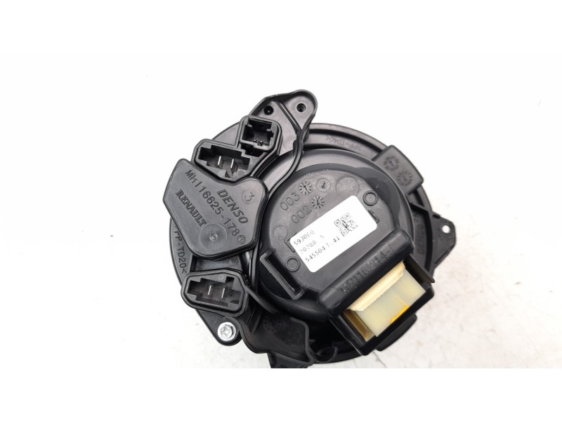 Recambio de ventilador calefaccion para renault captur ii 1.3 tce referencia OEM IAM 272109827R  