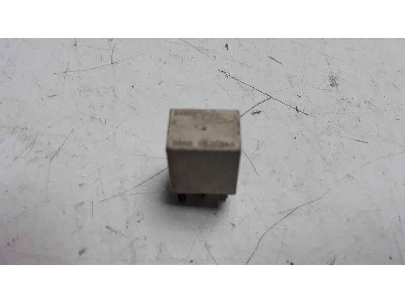 Recambio de rele para ford sierra berlina referencia OEM IAM 88AG13L028AA  