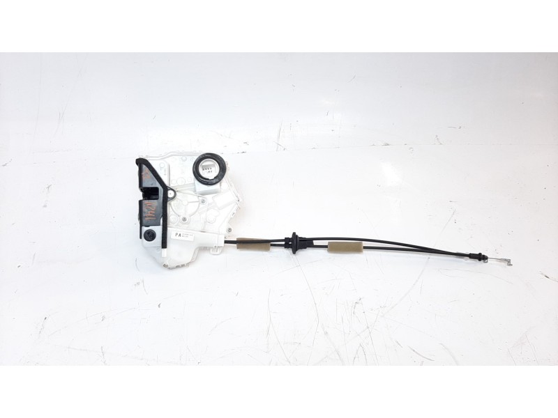 Recambio de cerradura puerta trasera izquierda para mazda 3 berlina (bp) referencia OEM IAM BDMC73310B  