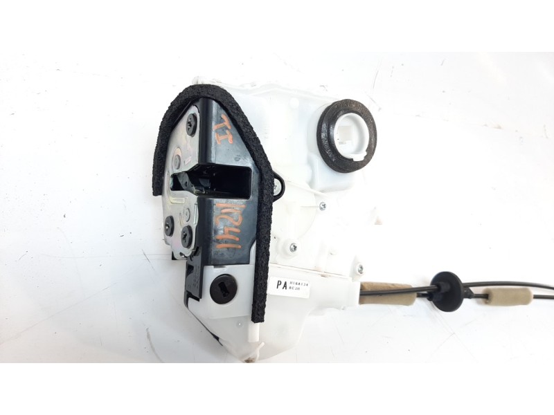 Recambio de cerradura puerta trasera izquierda para mazda 3 berlina (bp) referencia OEM IAM BDMC73310B  