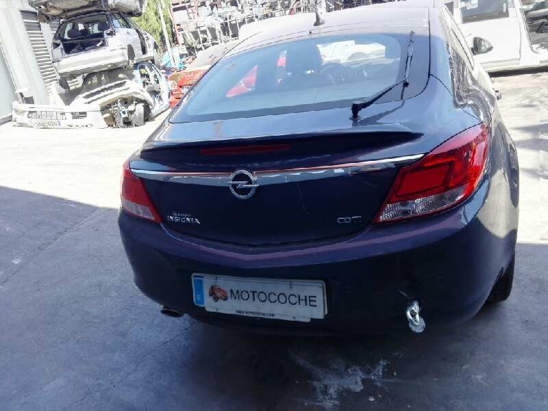 opel insignia berlina del año 2009