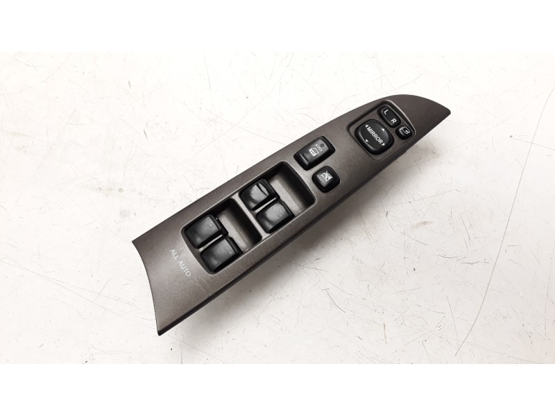 Recambio de mando elevalunas delantero izquierdo para lexus is200 (ds2/is2) 2.2 d-4d cat referencia OEM IAM 8404053080  