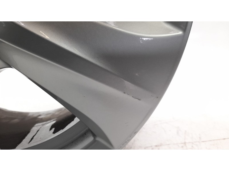 Recambio de llanta para lexus xe2 is300h referencia OEM IAM 4261153410  