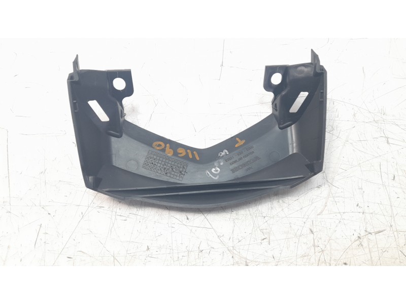 Recambio de moldura para honda cb125 r referencia OEM IAM 83550K98E000  