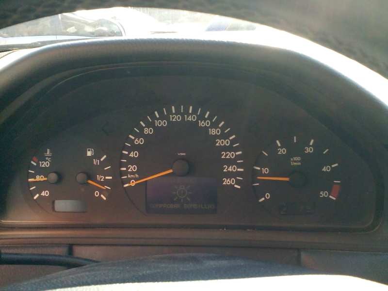 mercedes-benz clase e (w210) berlina diesel del año 2004